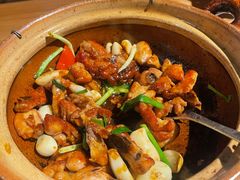 啫啫海鲜鸡-荣小馆(杭州大厦店)