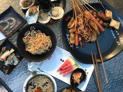 -何师烧烤·香辣蟹·川菜·30年老品牌(太古里旗舰店)