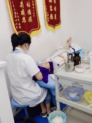 -蕾特恩专业祛痘·皮肤管理