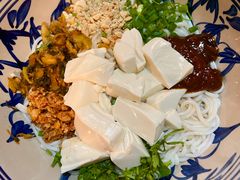 豆花米线-蜗牛小馆醉乡民谣云南菜(惠新西里店)