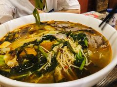 -周彦辰重庆火锅米线·冒菜(万达总店)