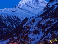 -炙韩料理·部队锅专门店