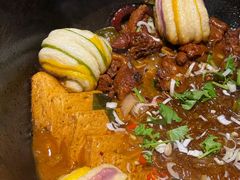 -万里闯关东铁锅炖菜馆(高新旗舰店)