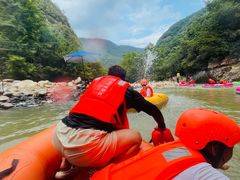 -雅鲁激流探险漂流