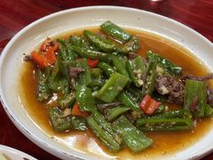 -芦茨金富饭庄·25年老字号·专做稻草鸡