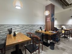 -黄阿姨锅贴大王(万航渡路店)