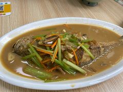 家烧黄鱼-海味鲜温州家常菜
