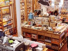 -猫的天空之城概念书店(杭州南宋御街店)