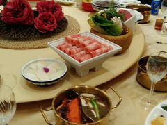 -小天鹅火锅·一线江景洪鼎旗舰店(洪崖洞店)