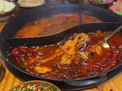 -乐闹闹重庆火鍋(民治店)