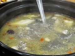 -濠轩阁特色生蚝火锅(水湾路店)