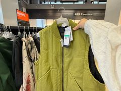 -百年港湾奥特莱斯(香炉礁店)