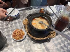 海鲜砂锅粥-官塘鱻鱻鱼生·潮汕生腌·砂锅粥(西马路总店)