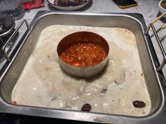 -尚尚仙·酸汤猪手·猪肚鸡火锅(华联万柳购物中心店)