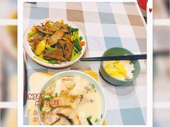 -乐禧母婴全自营月嫂(宝山店)