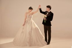 -唯一旅拍·颂当代影像艺术中心(上城店)