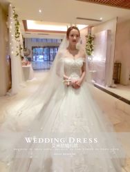 -艾米丽婚纱礼服