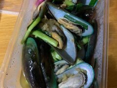 姜葱炒青口-贞姨美食·老字号海鲜大排档