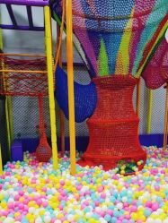 -蹦贝运动中心·蹦床·攀岩·闯关(龙岗店)