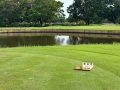 -Thana City Country Club