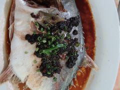 豆豉蒸鱼-淇沙湾渔村餐厅