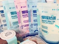 黑巧生乳酪瑞士卷-盒马鲜生(悠方店)