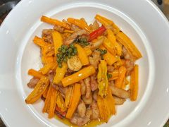 -嫩芽 ·地道重庆菜(十八梯露台夜景店)