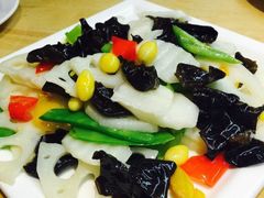 -宏记广东客家菜(丰汇店)