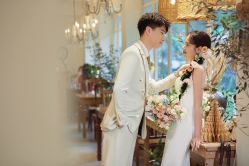 -至臻微拉婚纱摄影
