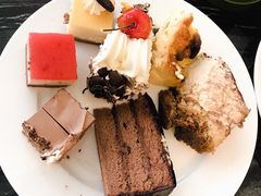 -东方红海鲜百汇(国际大厦店)