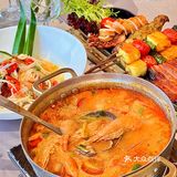 天啦噜！吃了个泰餐 拍了组绝美写真⁉️