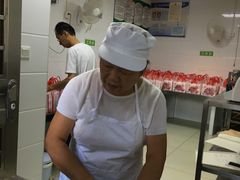 -巢娭毑月饼店(洞井路店)