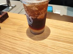 -星巴克(上海长宁来福士1F店)