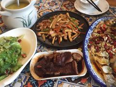 -乌镇那一年小院主题餐厅(甘泉西路店)