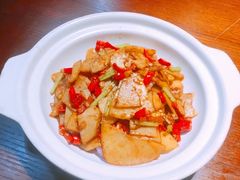 钵体土豆片-香鼎坊江西菜(西海店)