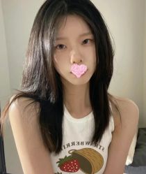 -丝语萱形象
