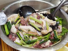 -周良天山牛杂城(天山路总店)