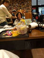 -PE SALON