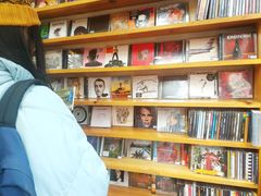 -M.F CDshop唱片店