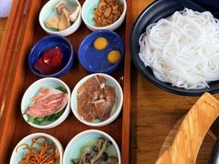 -桥香园过桥米线(国贸店)
