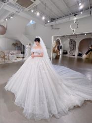 -艾米丽婚纱礼服