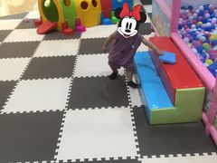 -爱萌盟婴童成长中心(泛悦店)