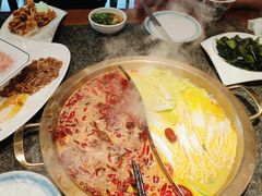 -小天鹅火锅·一线江景洪鼎旗舰店(洪崖洞店)