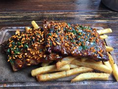-Ribs & Burgers The Rocks