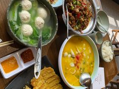 -七步香云南山里菜(昆明老街店)