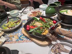 -云海肴·汽锅鸡·云南菜(天山百盛优客店)