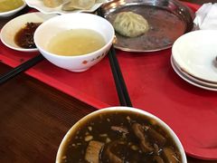 -陈寔包子王·卤煮小肠·京味小吃(龙潭店)