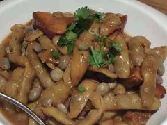 黄金豆炖红烧肉-将相和·海鲜蒸饺大连菜