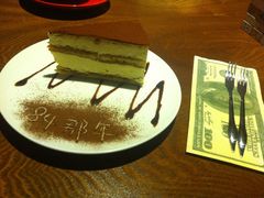 -84那年咖啡馆(李沧万达店)
