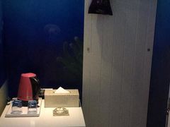 -天鹅恋主题酒店(积玉桥地铁站店)